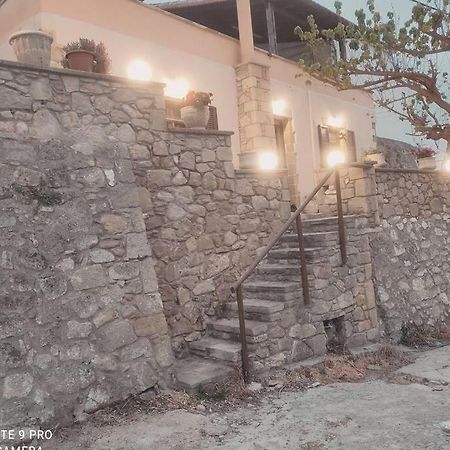 Georgia'S Village House Kalathenai エクステリア 写真